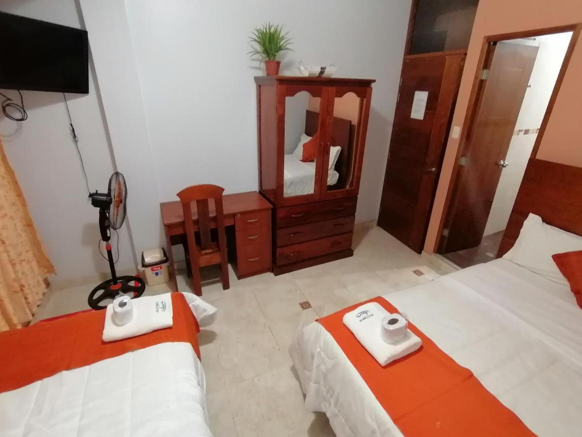 Victtorios Hotel Satipo Exteriör bild